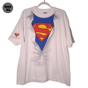Superman: Aristocrat Slot USED Shirt (XL, White, DC Comics)